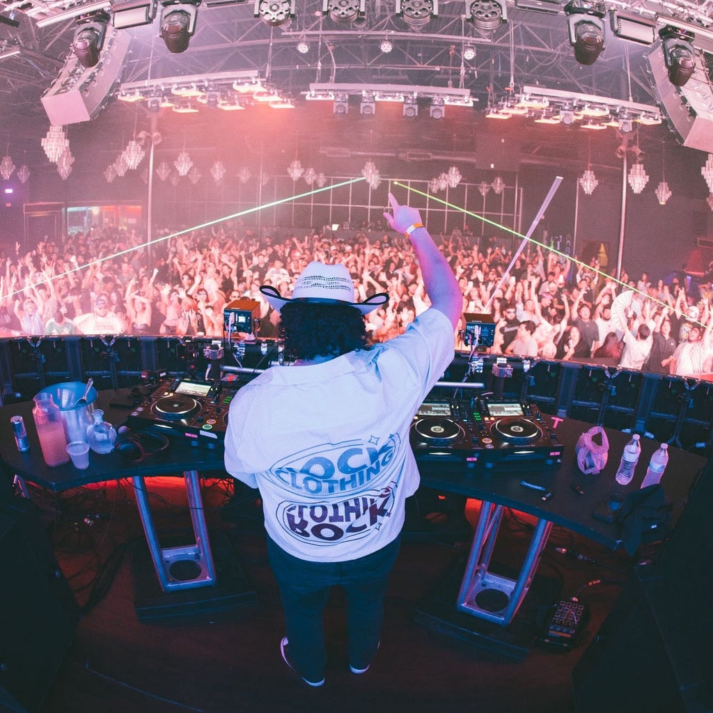 Dual Vision Button Up