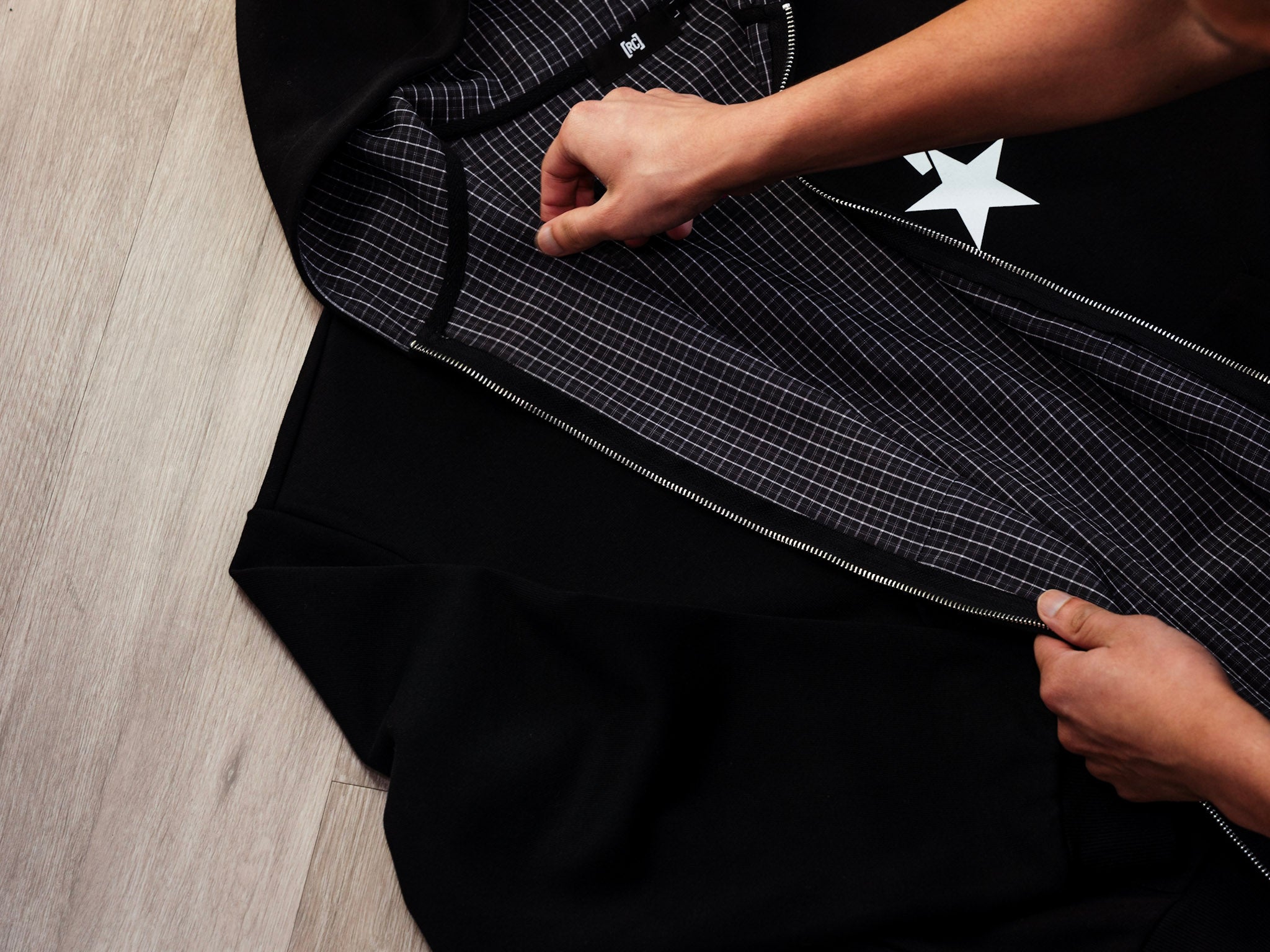 Quatre Cœurs Zip-up