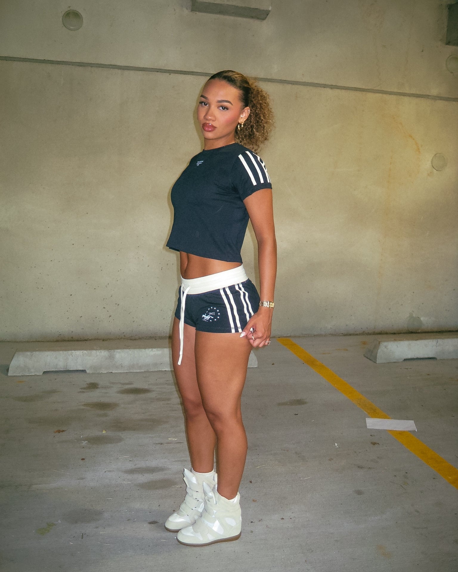 (Women's) Vanguard Athletic Top